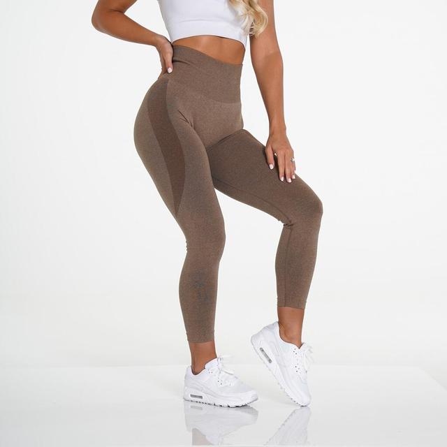 Aurora - Curves Yoga Outfit Leggings